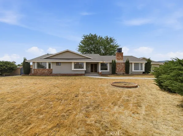 2350 W Avenue M8, Palmdale, CA 93551