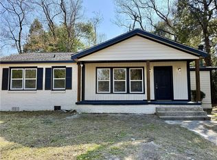 2905 S Sherwood Dr, Mobile, AL 36606