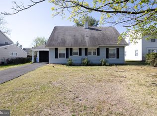 15 Buttonbush Ln, Willingboro, NJ 08046
