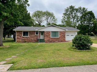 304 Smalley St, Berryville, AR 72616