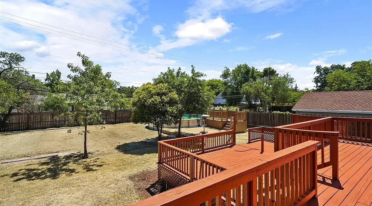 6 bed, 2535 sqft, $850 — Photo 4