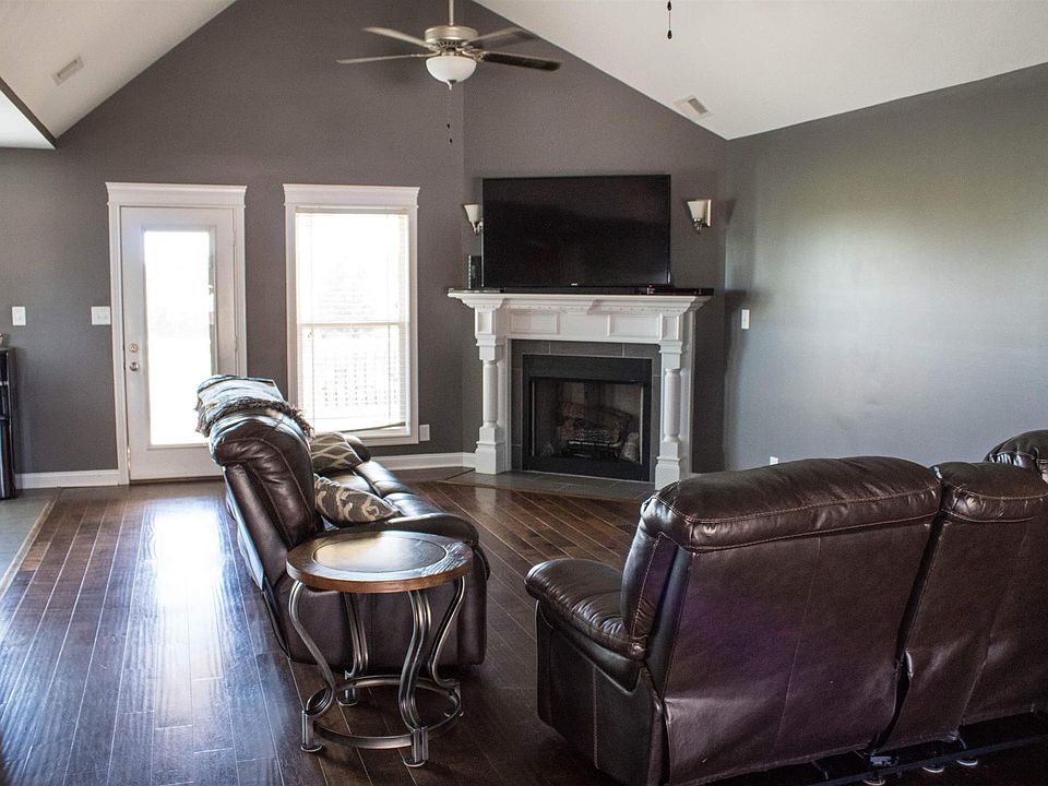 1st image of 1705 Spring Haven Dr