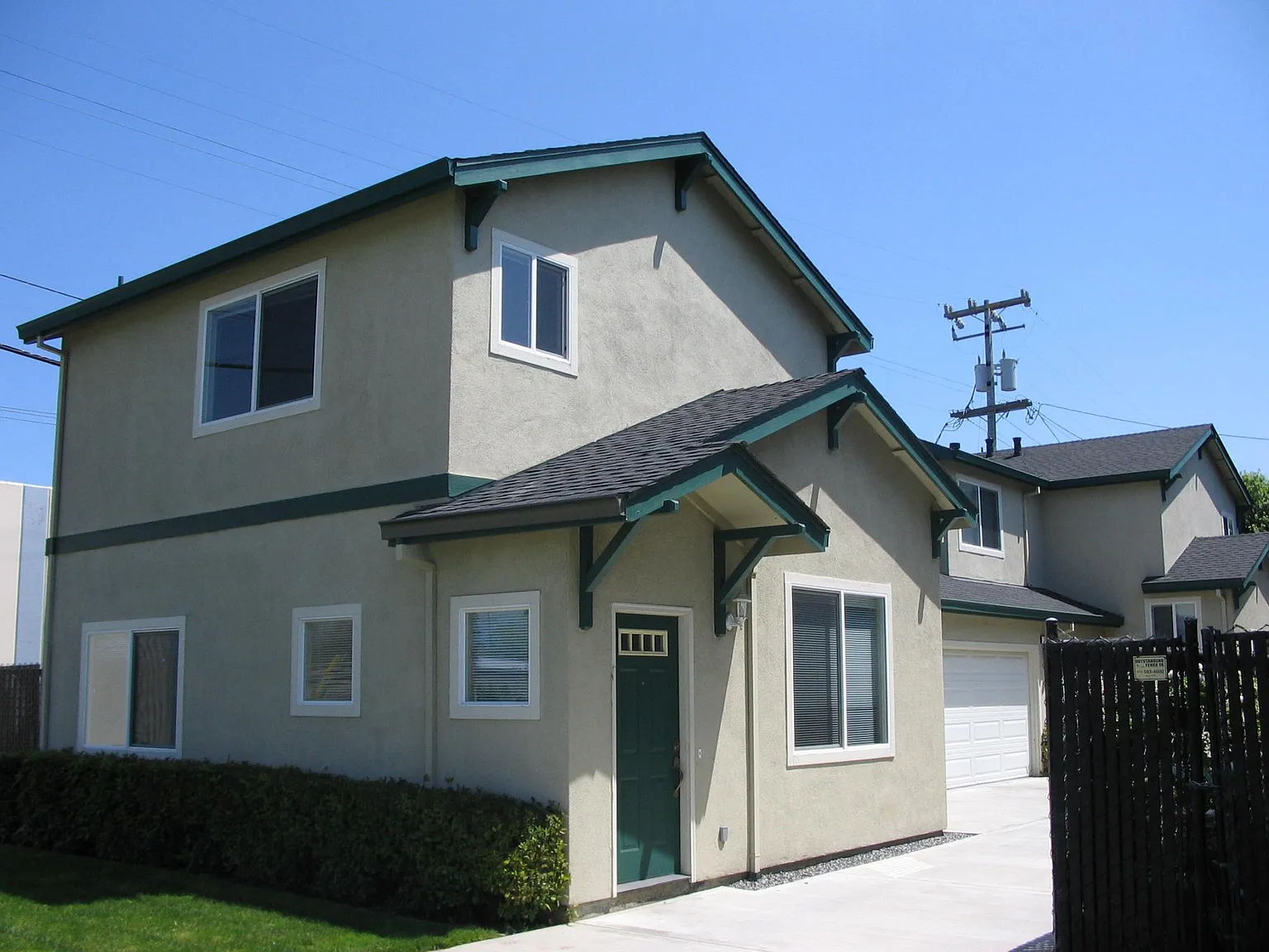 1124 Sunnybrae Blvd photo 1