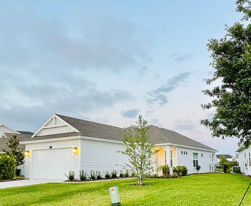 1st image of 419 Vista Lake Cir