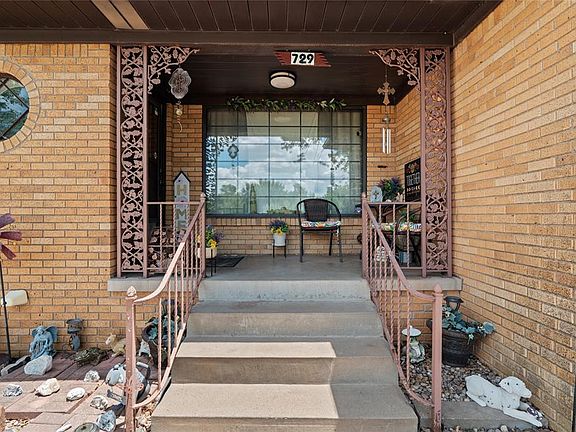 3rd image of 729 S Reno Ave