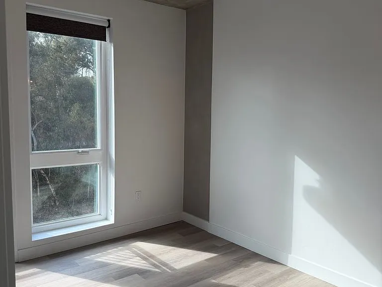Rainford Apartments — Photo 200