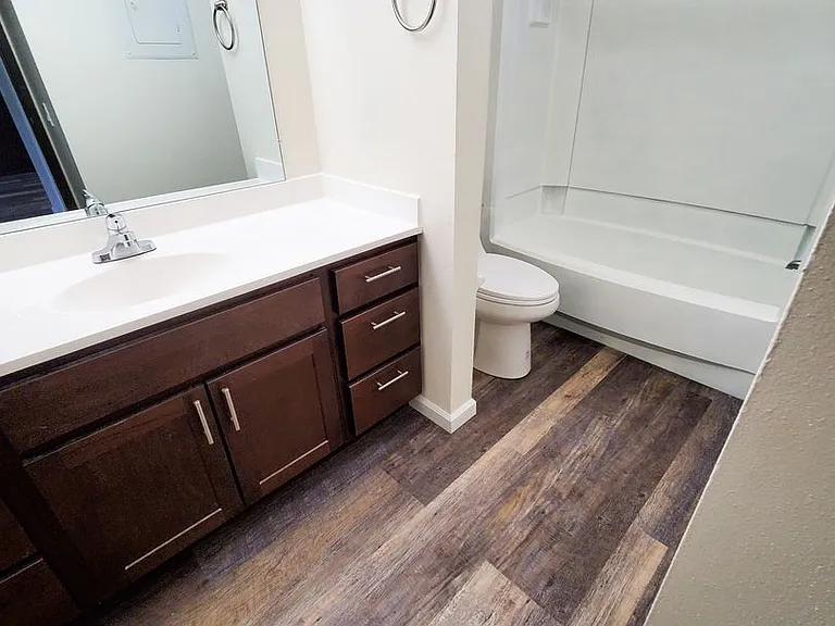 Belmar Apartments — Photo 25