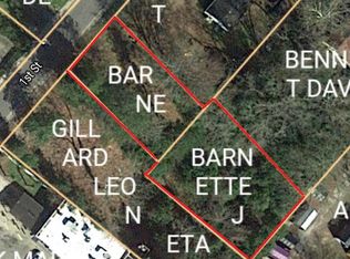 923 1st St, Holly Hill, SC 29059