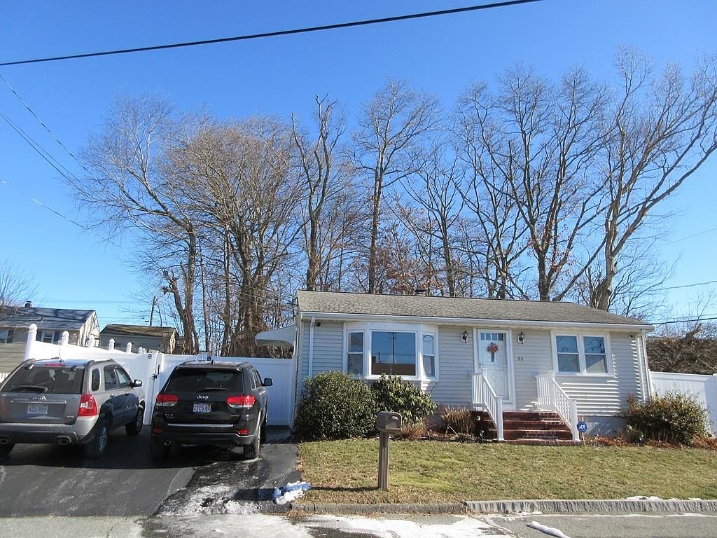 98 Seabury St, New Bedford, MA 02745 Zillow