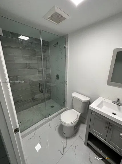3 bed, 2.0 bath, 1047 sqft, $2,900 — Photo 3