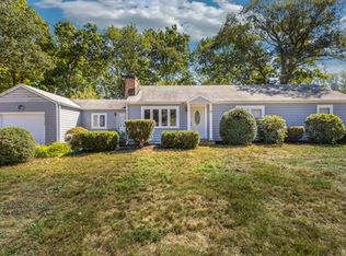 6 Marblehead St, North Reading, MA 01864