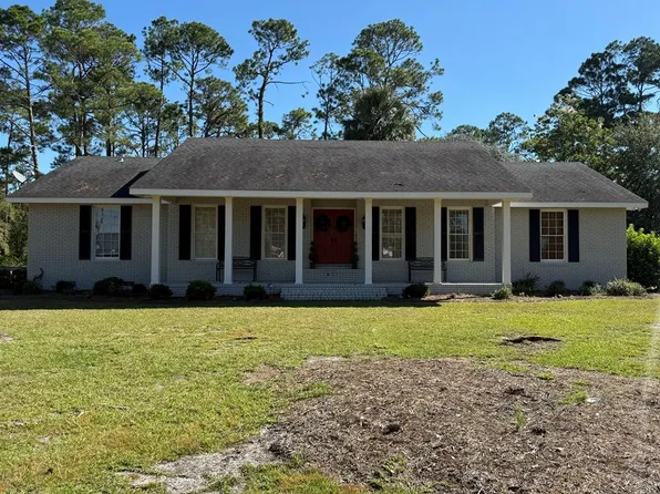 68 E Park St, Homerville, GA 31634