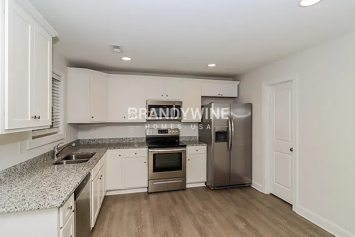 281 Southcircle Dr NW — Photo 8