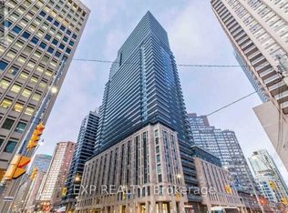 955 Bay St #1706, Toronto, ON M5S 0C6