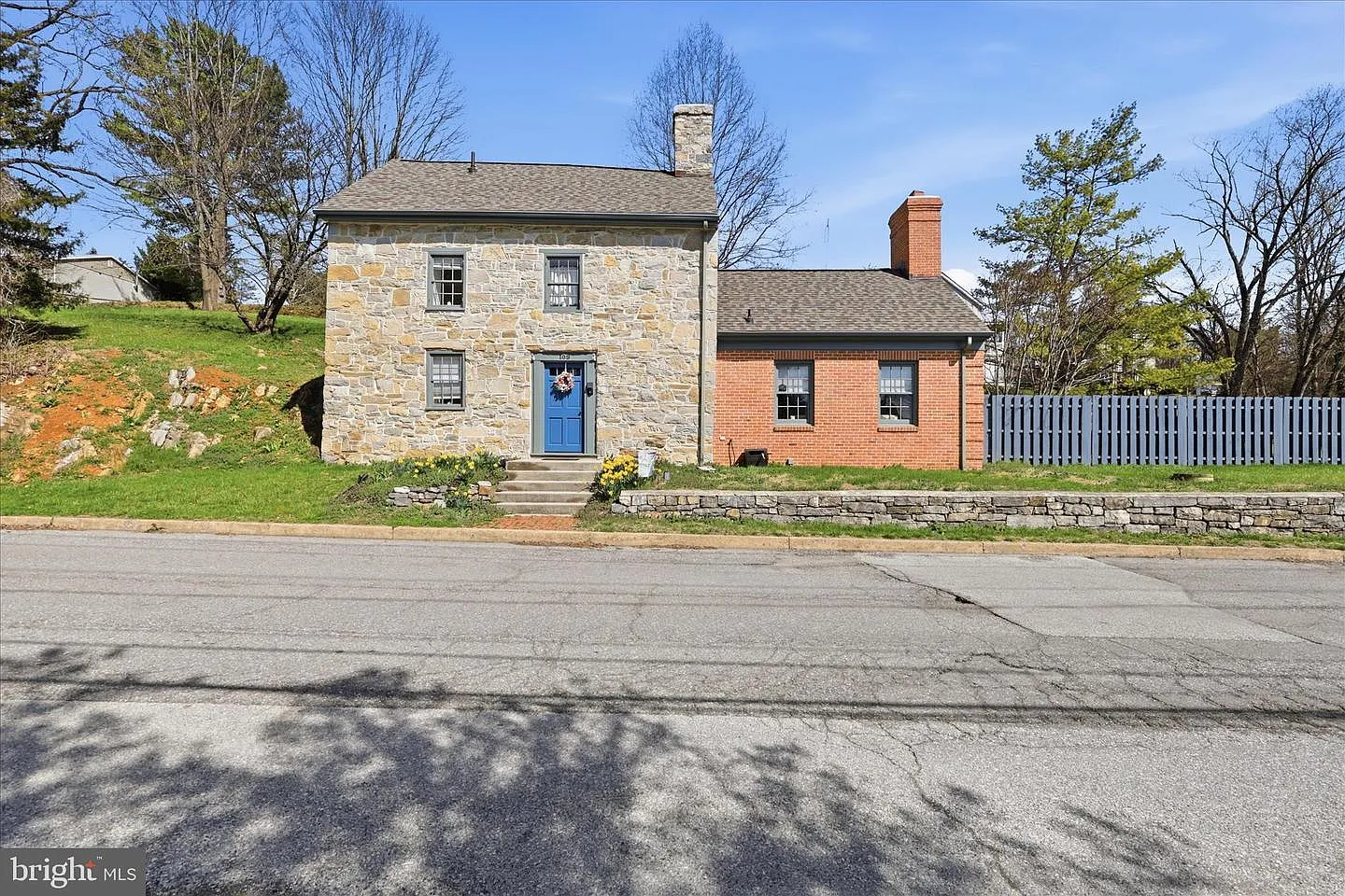 109 S Church St photo 1