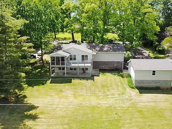 3rd image of 1477 S Stone Dr