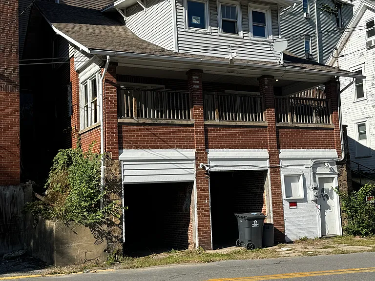51 Richwood Ave — Photo 1