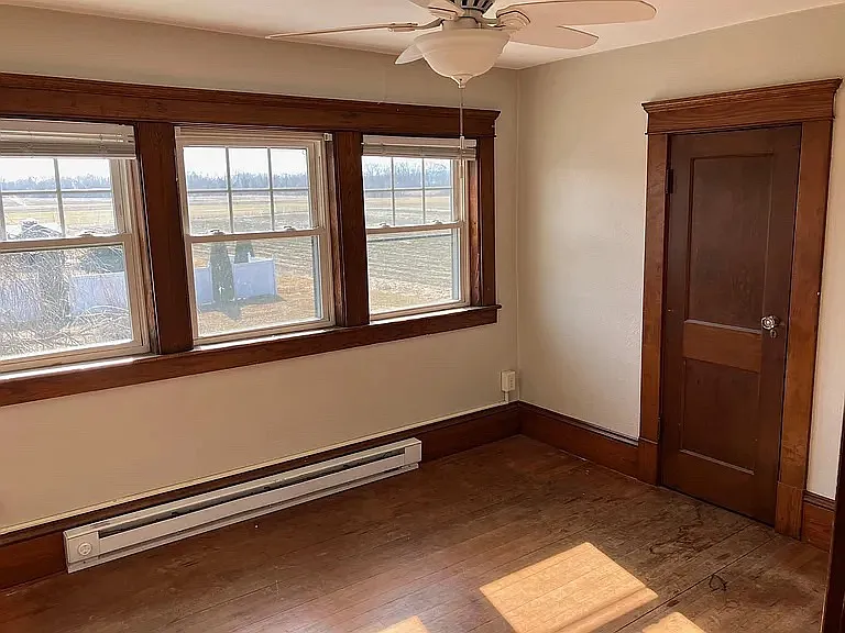 375 Hadley Rd — Photo 10