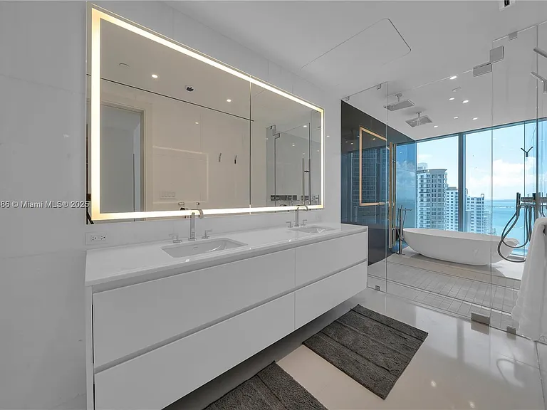 300 Biscayne Boulevard Way #2804 — Photo 30