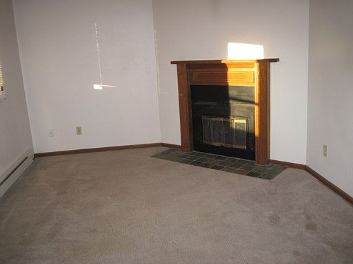 2nd image of 1014 E 25th St Unit 305
