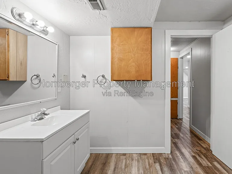 9717 N Stevens St — Photo 18