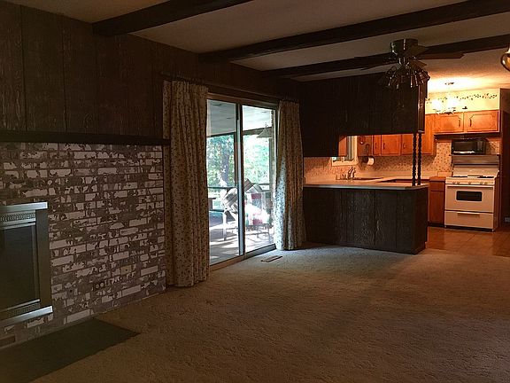 5th image of 431 Oakwood Dr