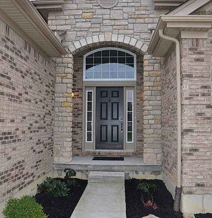 2nd image of 673 E Brooke Dr