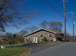 99 Seneca St, Weirton, WV