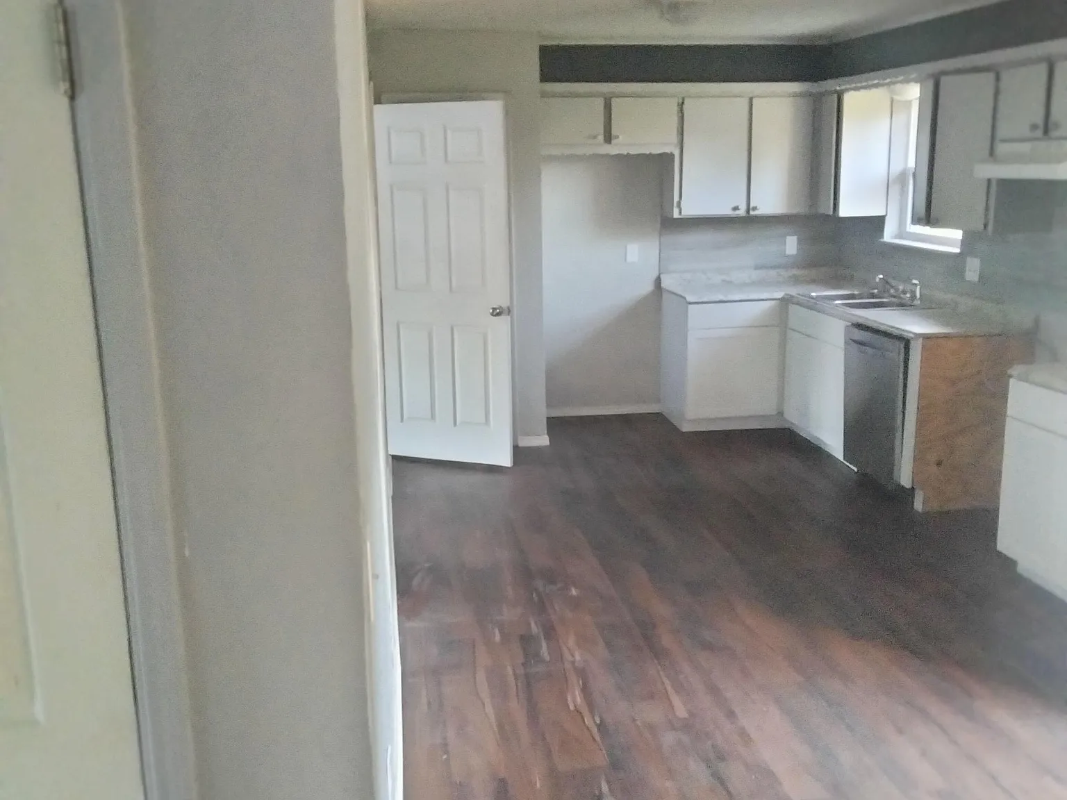 3 bed, 1174 sqft, $1,200 — Photo 4