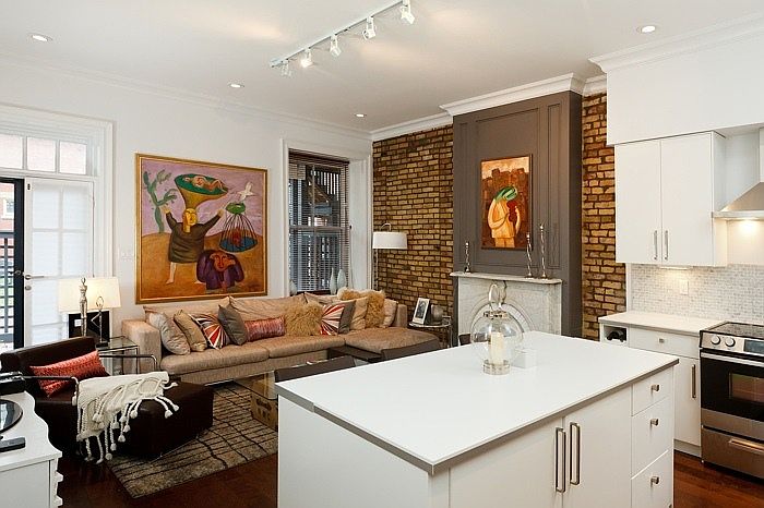 Kitchen/ Living