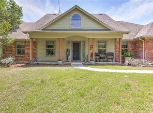 112 Montecristo Dr, Weatherford, TX 76085