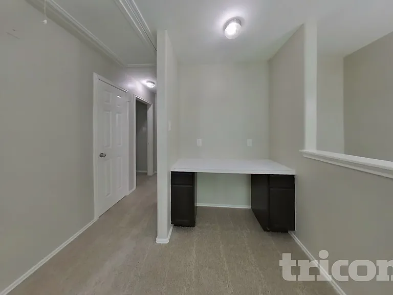 8515 Bartletts Harbor Ct — Photo 20