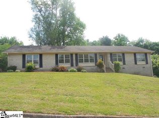 418 Great Glen Rd, Greenville, SC 29615
