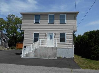 9 Wheeler Ave, Bristol, RI 02809