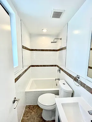 Rented by Pear NYC LLC | media 40