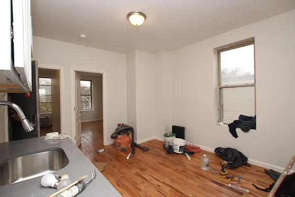 Rented by Nooklyn NYC LLC | media 13