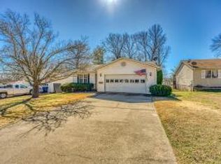 3706 Shields Dr, Harrison, AR 72601
