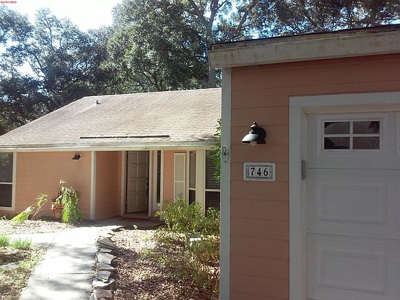 2nd image of 746 Sandy Oaks Ct