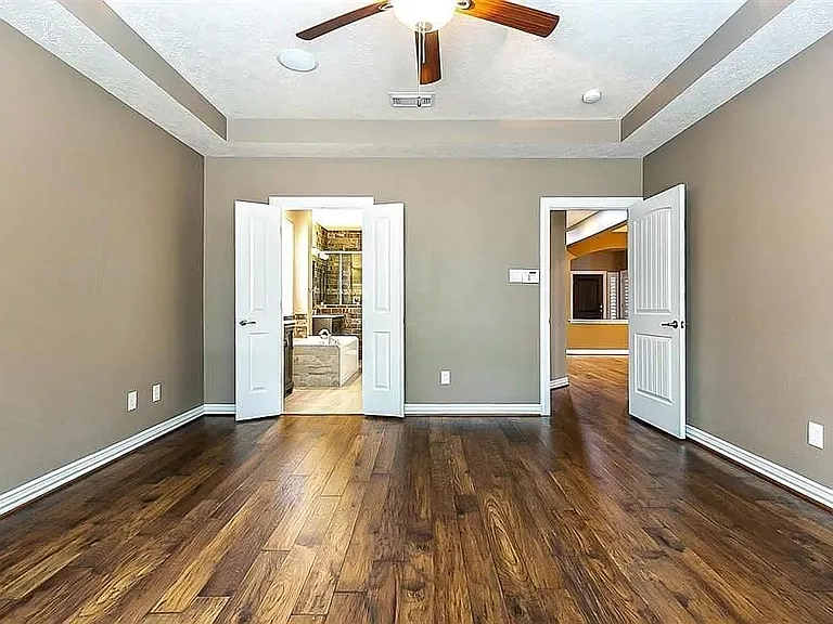 5823 Centennial Glen Dr — Photo 14