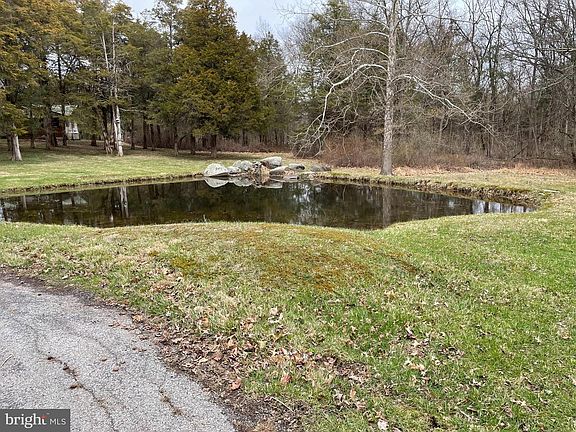 3rd image of 60 Ridge Rd