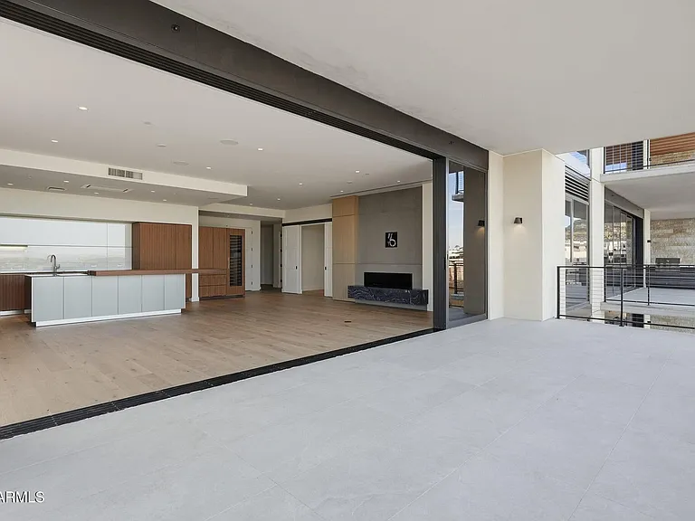 4849 N Camelback Ridge Dr #B302 — Photo 15