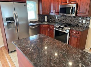 1515 Scriven Ave, Bellmore, NY 11710