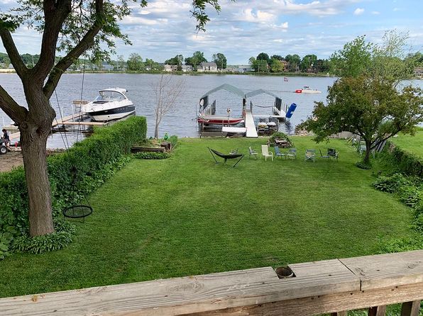 2486 Black Lake Rd, Spring Park, MN 55384