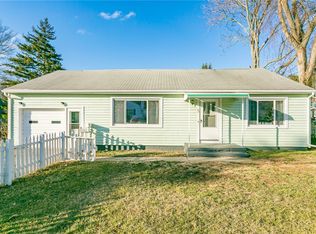 32 Point Pleasant Rd, Rochester, NY 14622