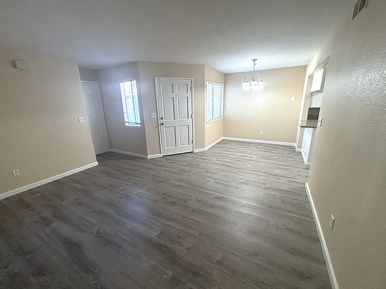 80 Portola Way #102 — Photo 8