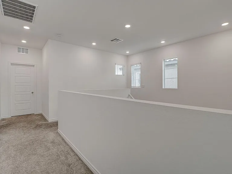7069 Range Valley St — Photo 32