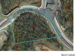 3 Settings Blvd, Black Mountain, NC 28711