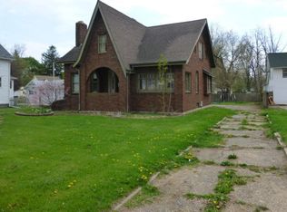 405 E Chicago Rd, Sturgis, MI 49091