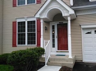 29 Fieldstone Ct, North Haven, CT 06473