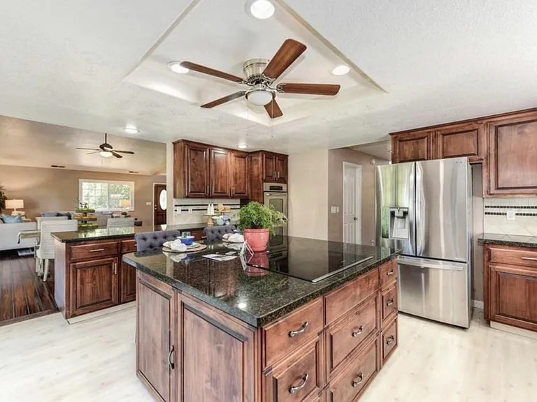 12341 Torrey Pines Dr — Photo 12